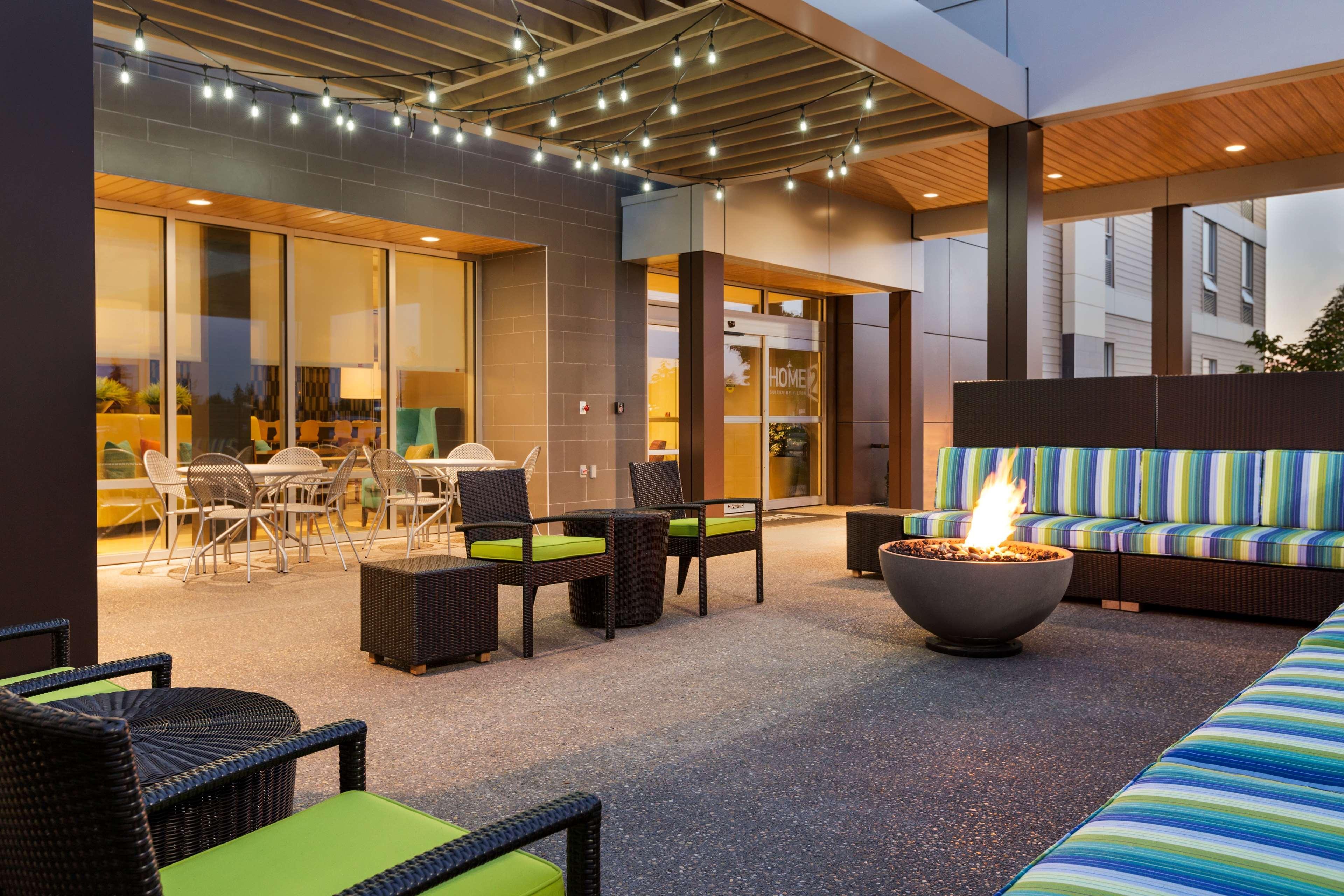 Home2 Suites By Hilton West Edmonton Buitenkant foto