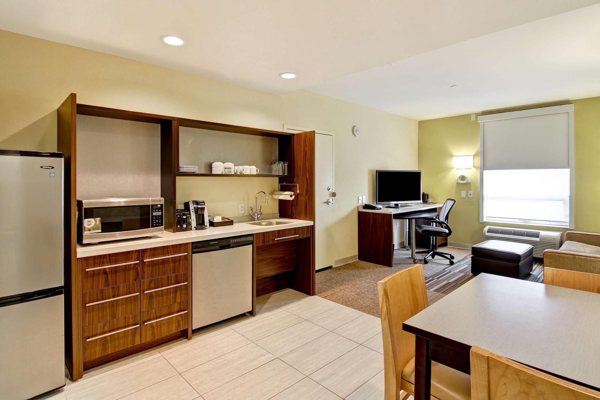Home2 Suites By Hilton West Edmonton Buitenkant foto